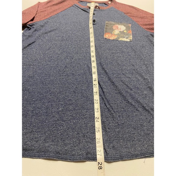 ON THE BYAS Mens Tshirt Blue Size Large - Picture 4 of 4